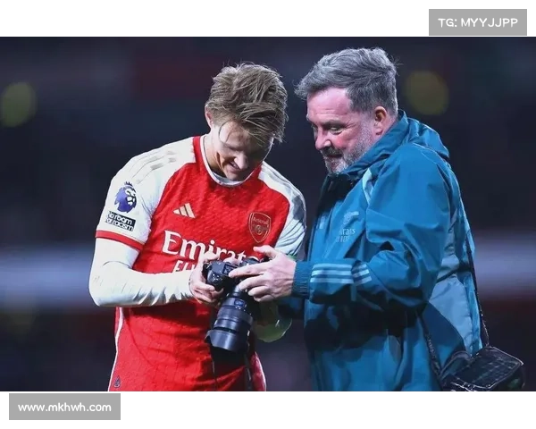 英超焦点战纽卡斯尔1-2阿森纳 利物浦首败枪手迎来逆袭机会